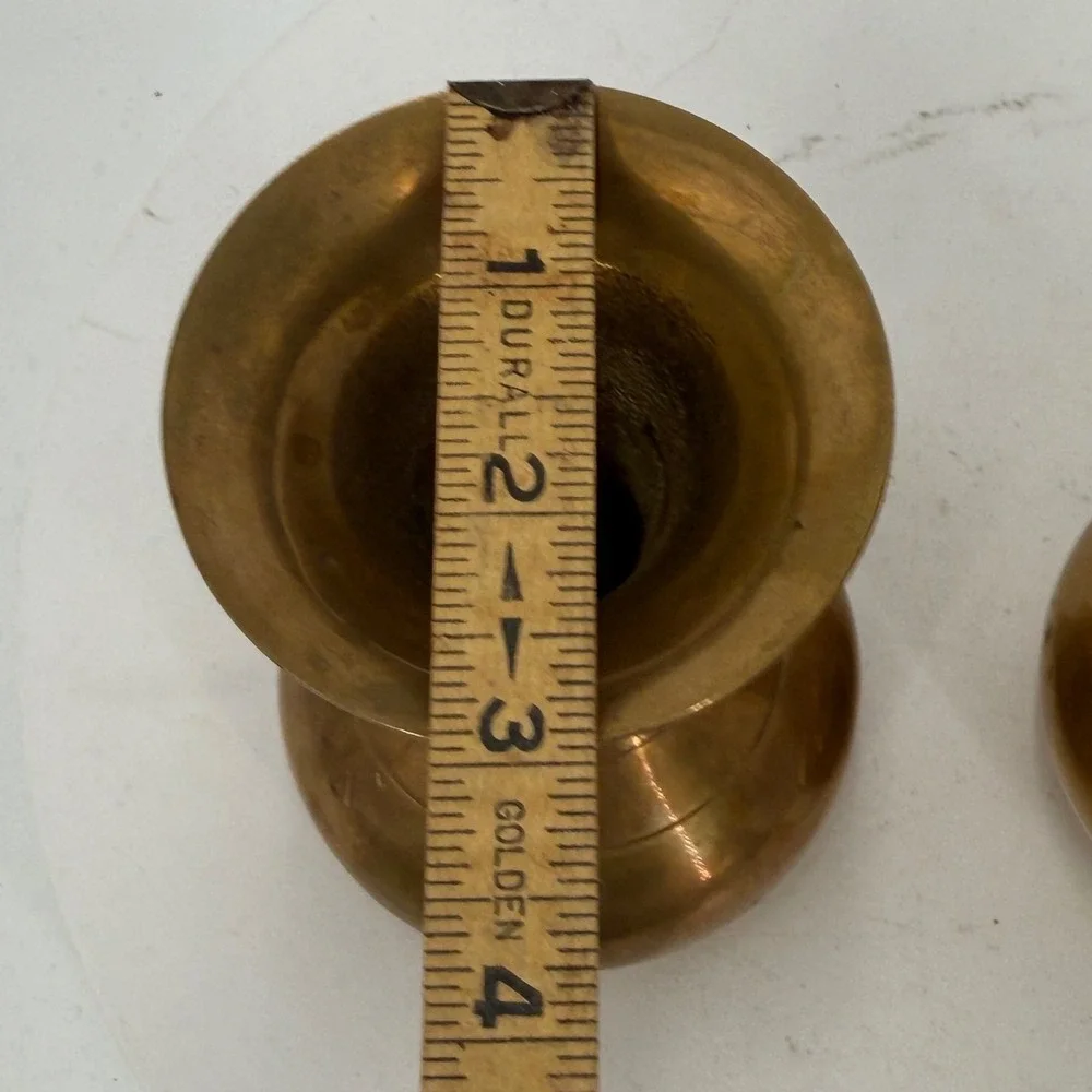 1.a.0.0.7.5 Vtg Pair Solid Brass Bud Vases 5.25